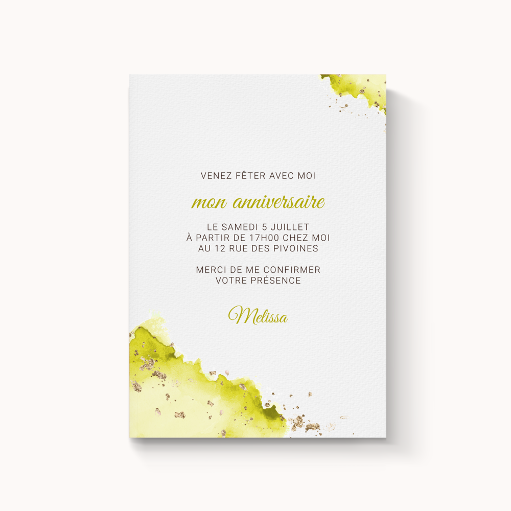 Aqua Ink Yellow - Personnalisez les images et le texte pour épater vos proches avec cette carte originale et créative.