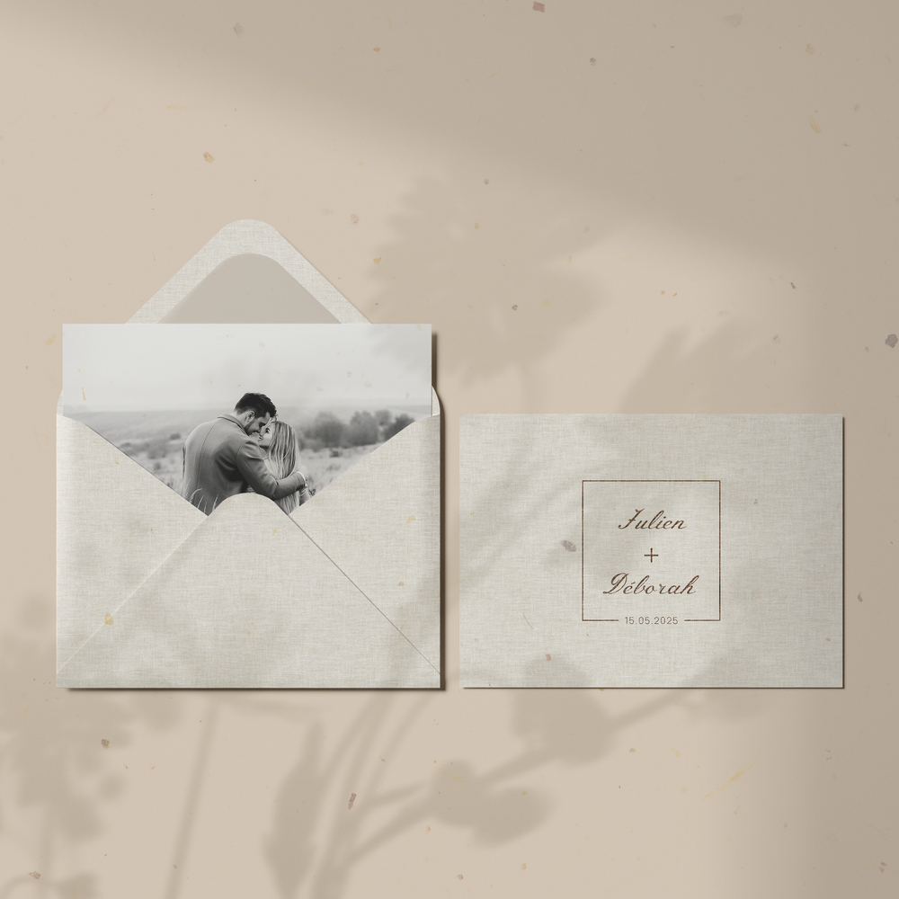 Rustique élégance - Annoncez en toute élégance votre mariage avec cette carte chic aux allures champêtre.